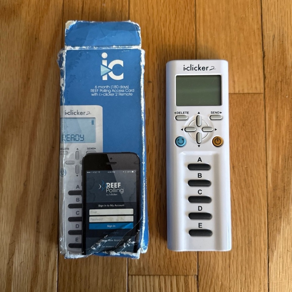 iClicker 2 White Student Response Remote